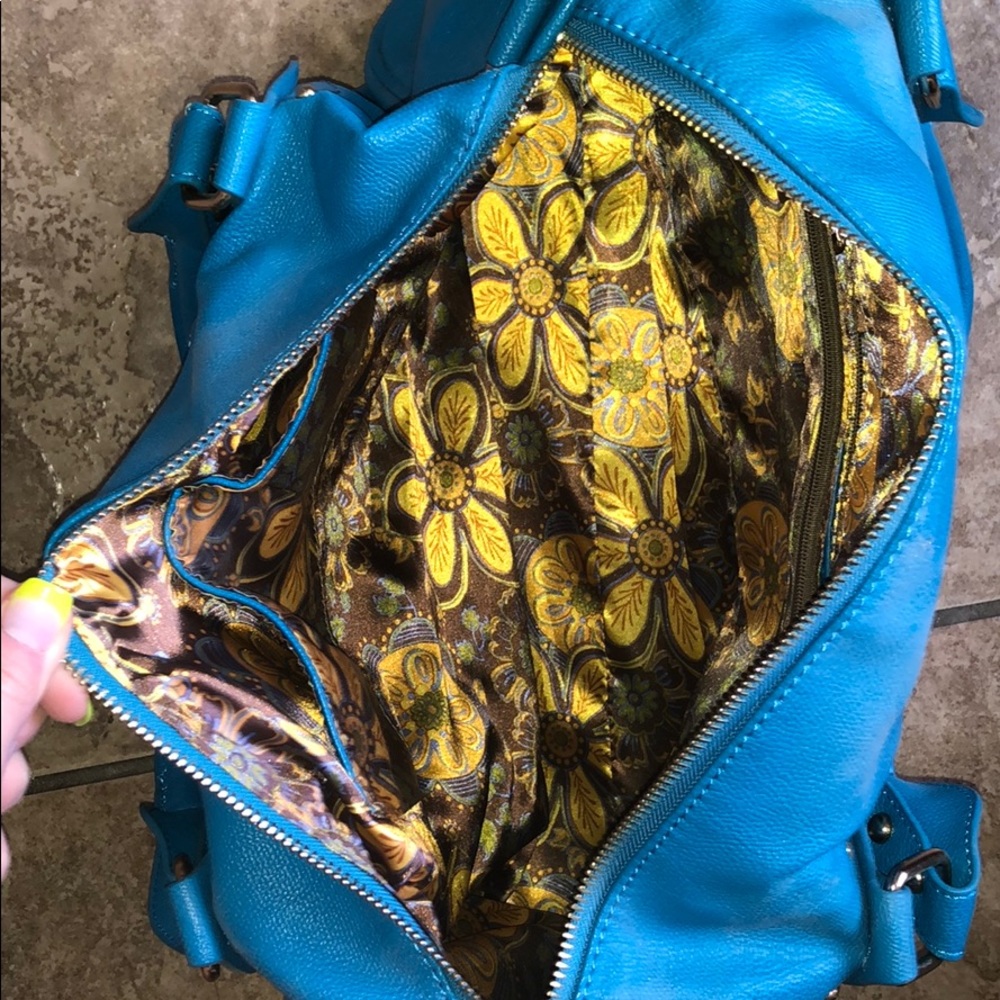 Purse - Picture 3 of 4